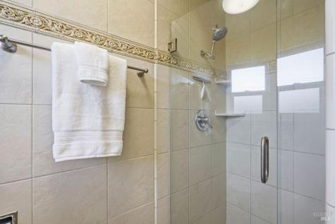 2205 Hillside Drive Santa Rosa CA 95404