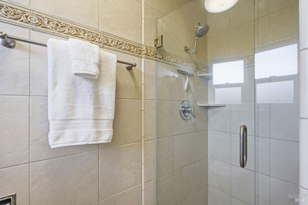 2205 Hillside Drive Santa Rosa CA 95404