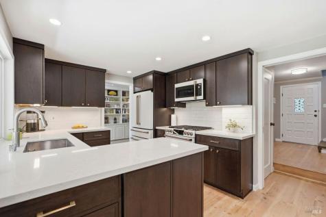 2205 Hillside Drive Santa Rosa CA 95404