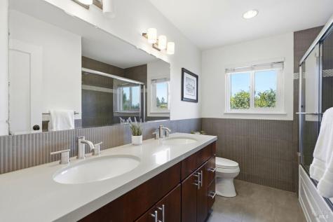 2205 Hillside Drive Santa Rosa CA 95404