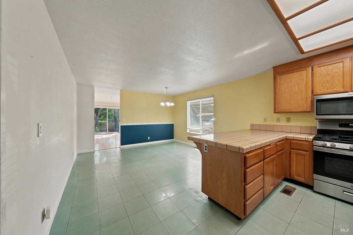 17002 Acacia Way Clearlake Oaks CA 95423