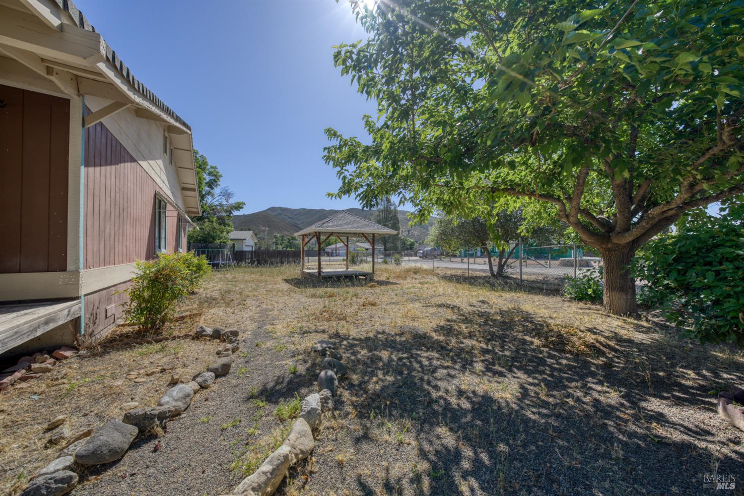 17002 Acacia Way Clearlake Oaks CA 95423