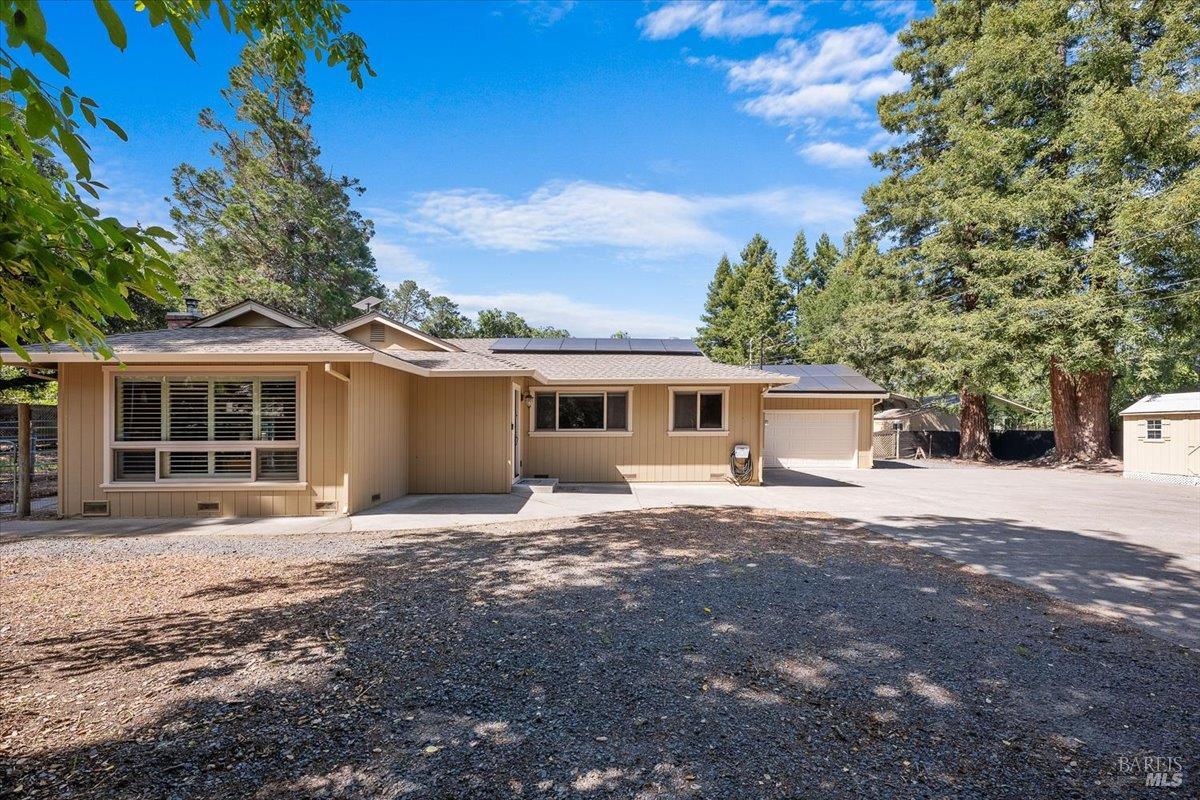 8030 Elphick Road Sebastopol CA 95472
