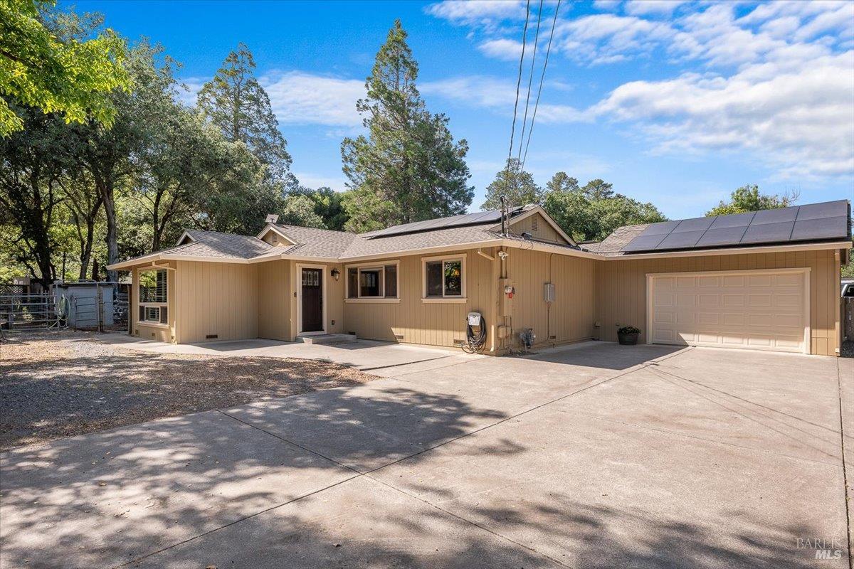 8030 Elphick Road Sebastopol CA 95472