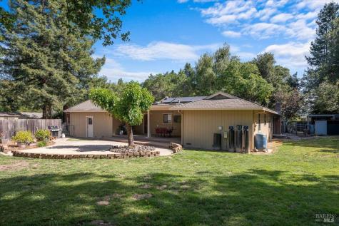8030 Elphick Road Sebastopol CA 95472