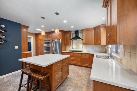 8030 Elphick Road Sebastopol CA 95472