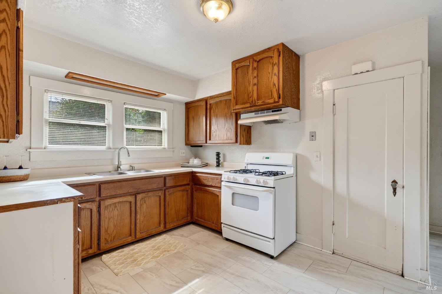116 Clara Avenue Ukiah CA 95482