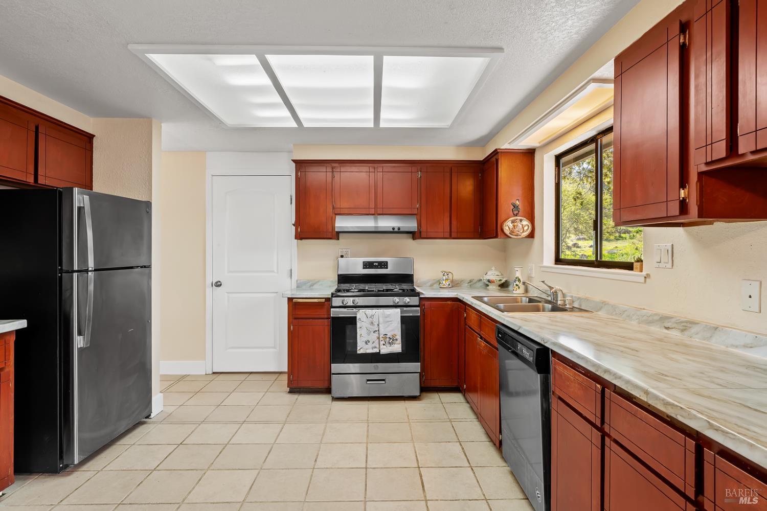 807 Deer Park Road St. Helena CA 94574