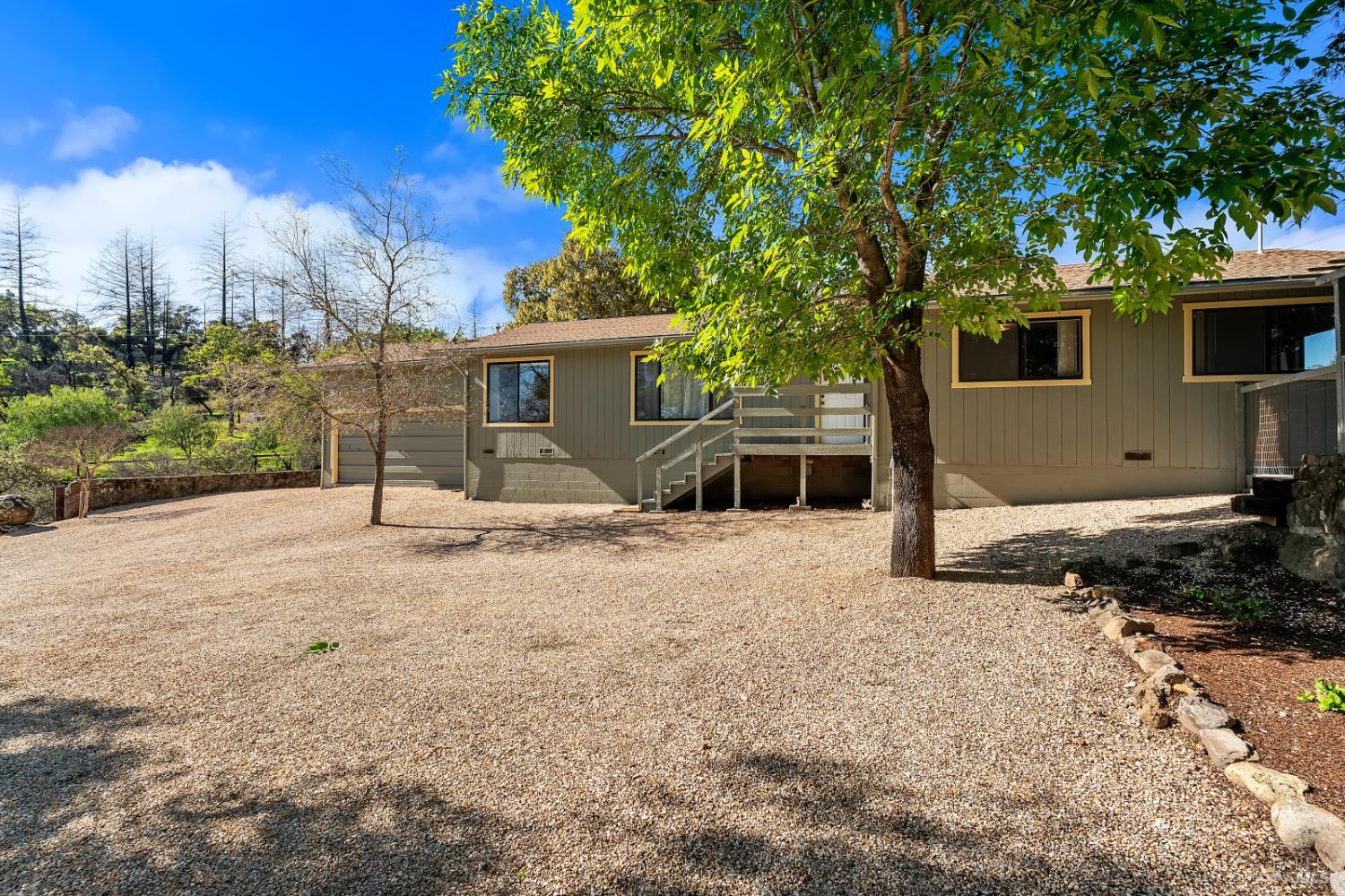 807 Deer Park Road St. Helena CA 94574