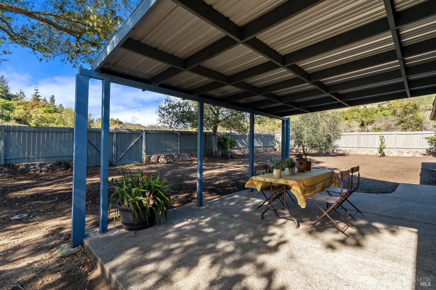 807 Deer Park Road St. Helena CA 94574