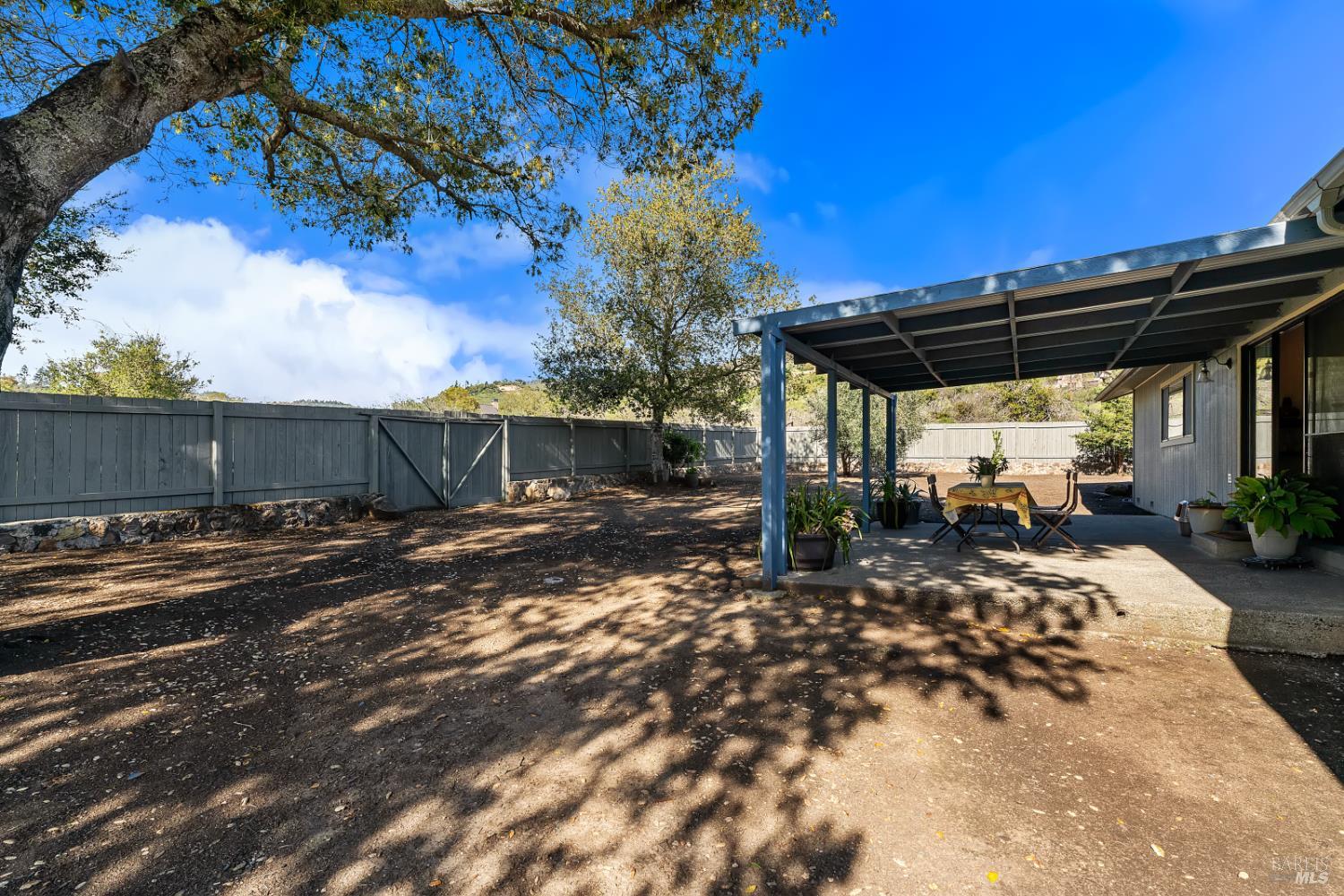 807 Deer Park Road St. Helena CA 94574