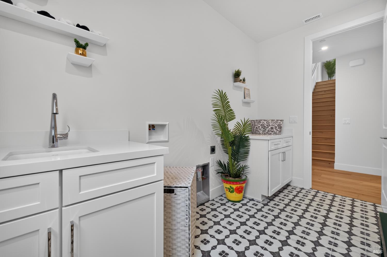1717 Redwood Avenue Calistoga CA 94515