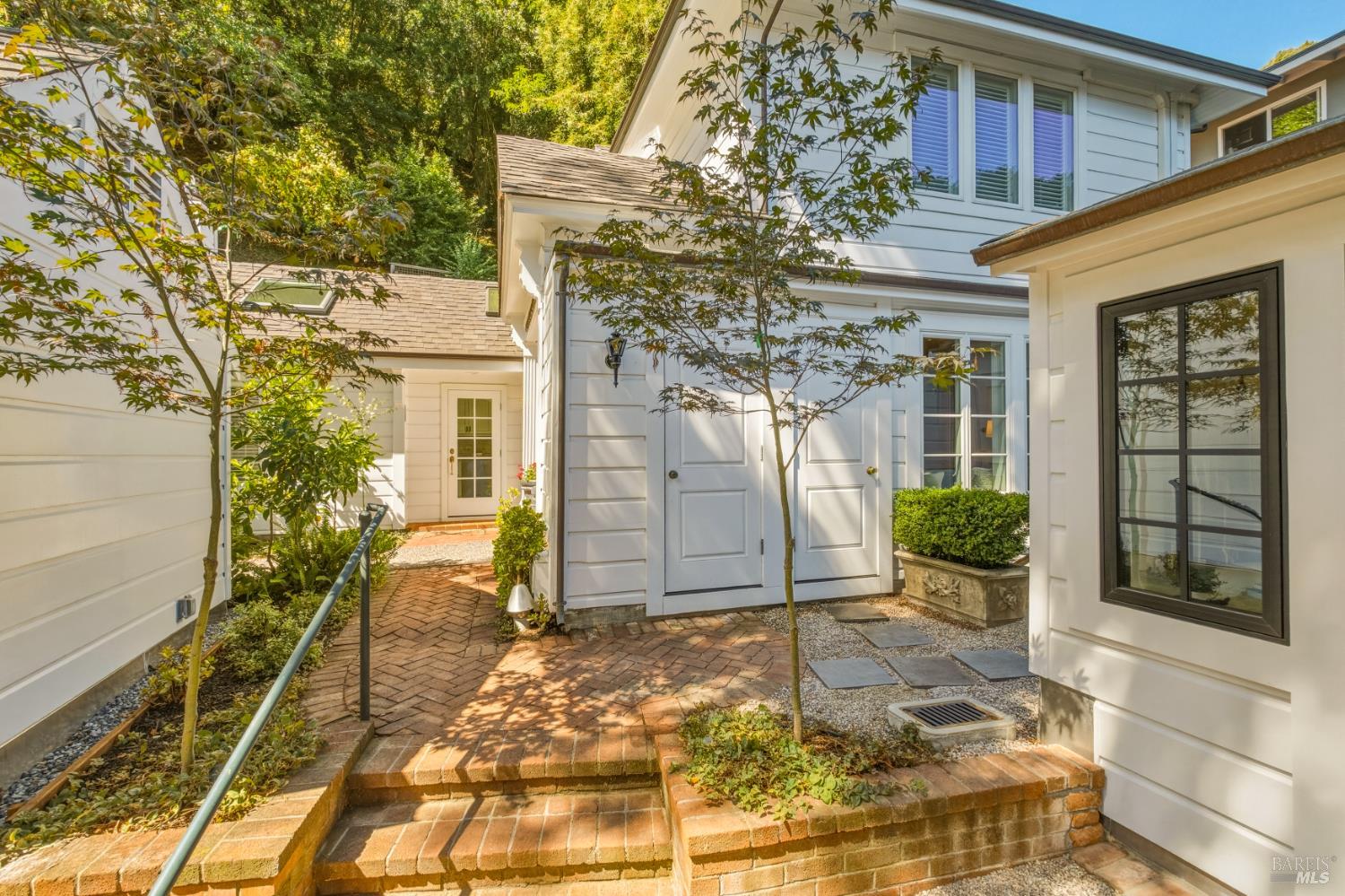 230 Miller Avenue Mill Valley CA 94941