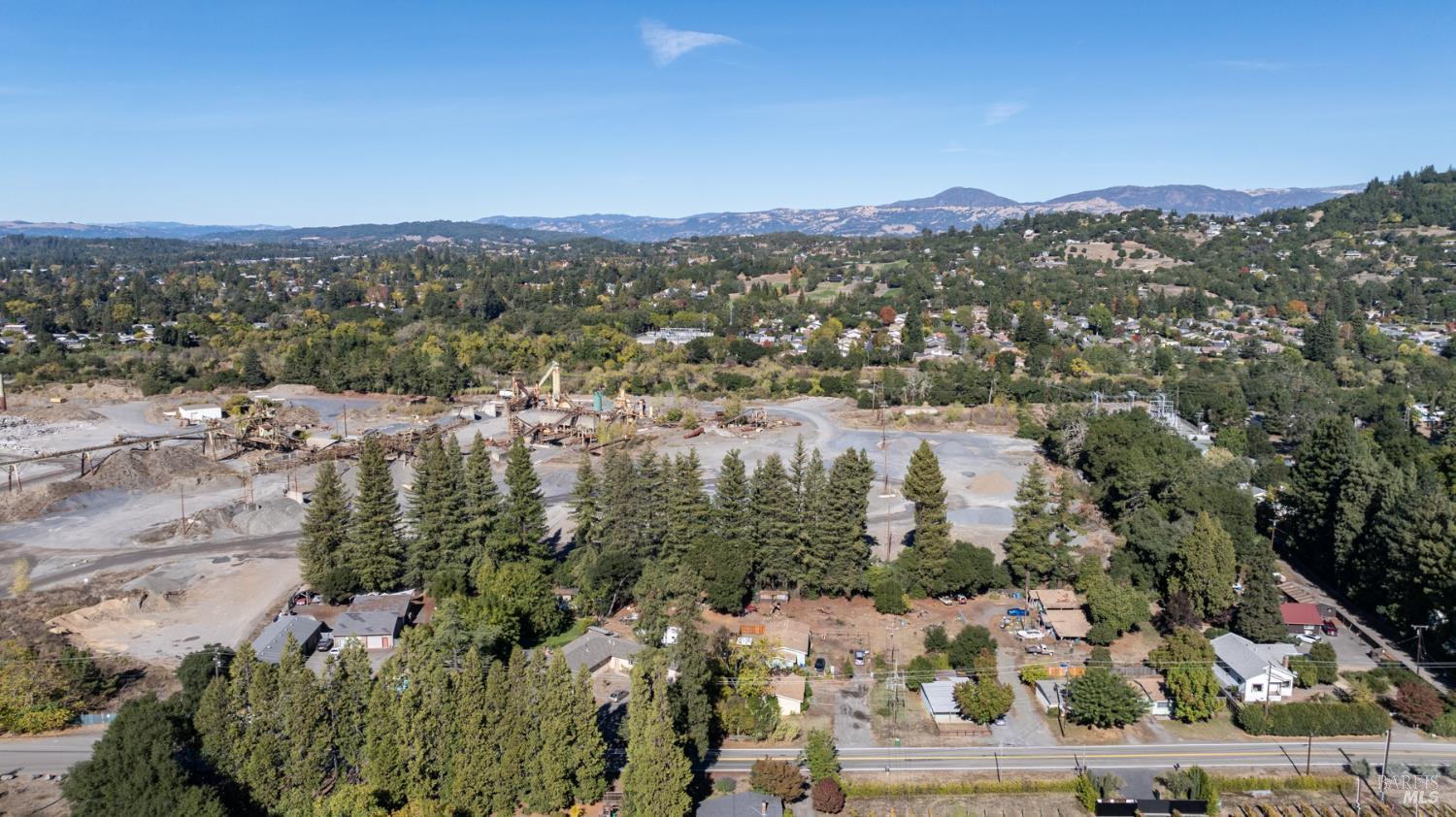 107 Bailhache Avenue Healdsburg CA 95448