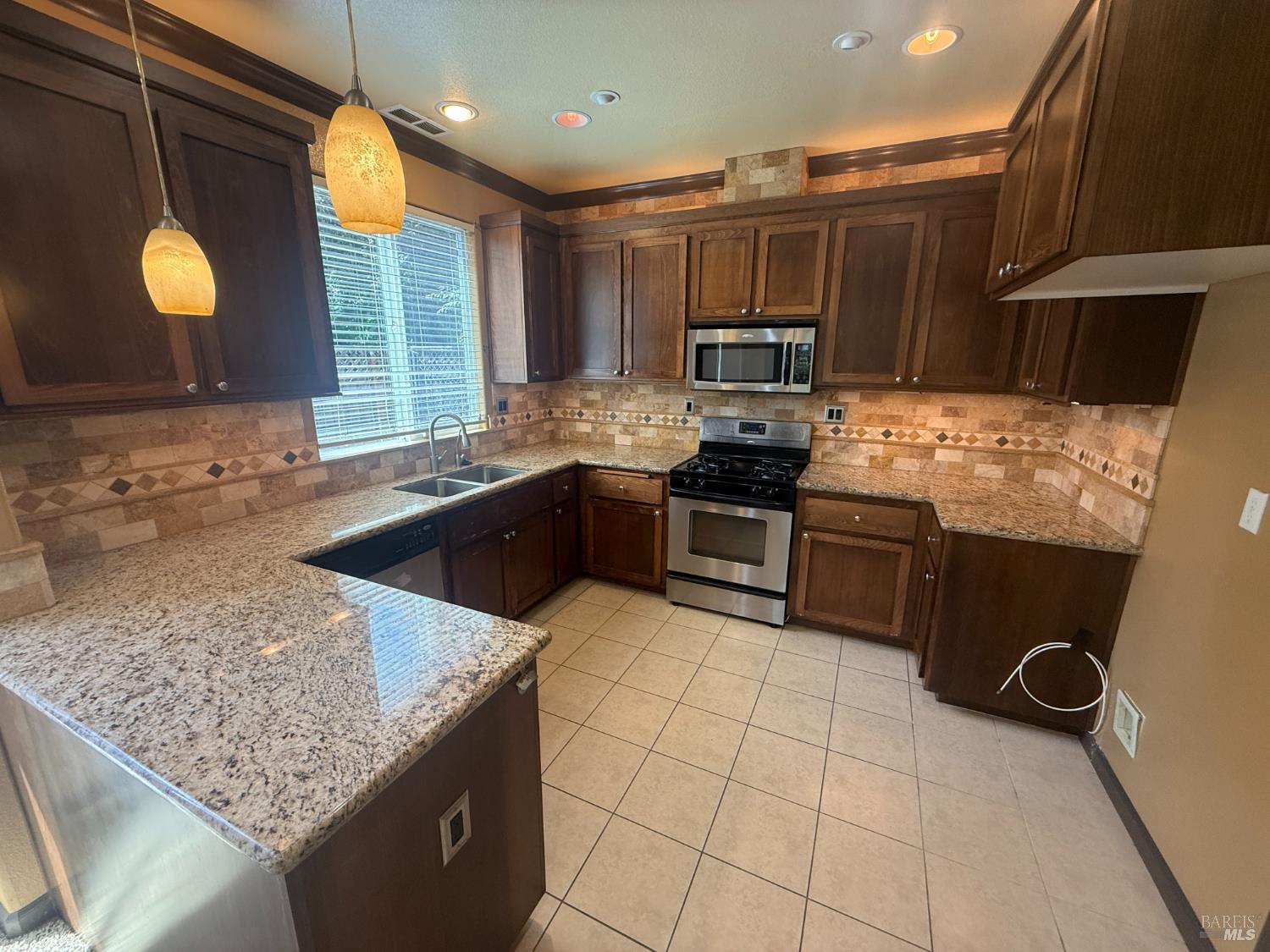 101 Summerfield Drive Vacaville CA 95687