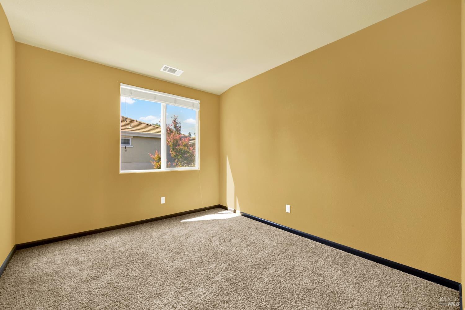 101 Summerfield Drive Vacaville CA 95687