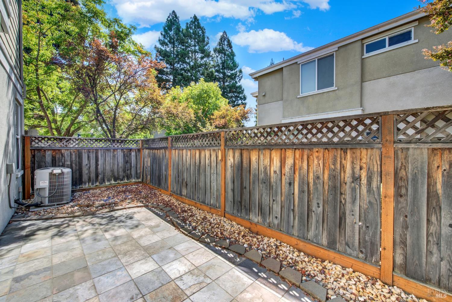 101 Summerfield Drive Vacaville CA 95687