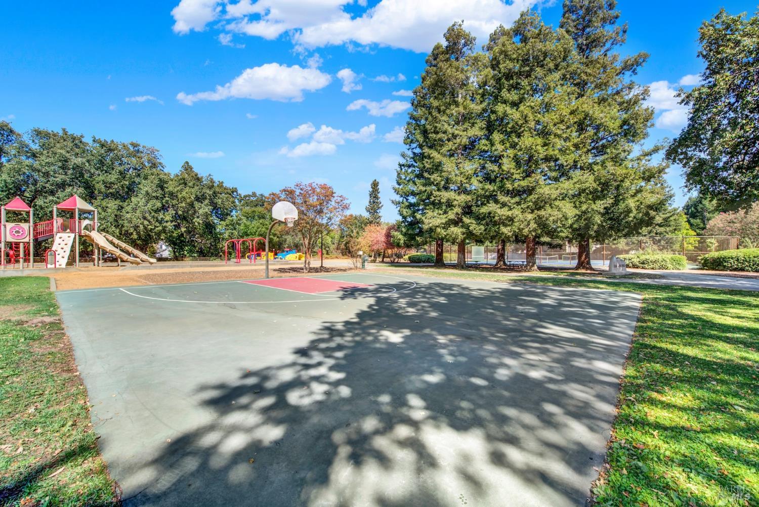 101 Summerfield Drive Vacaville CA 95687