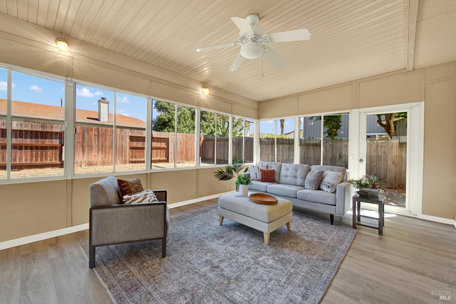 909 Whitney Avenue Suisun City CA 94585