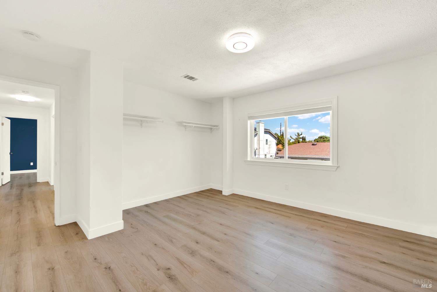 909 Whitney Avenue Suisun City CA 94585