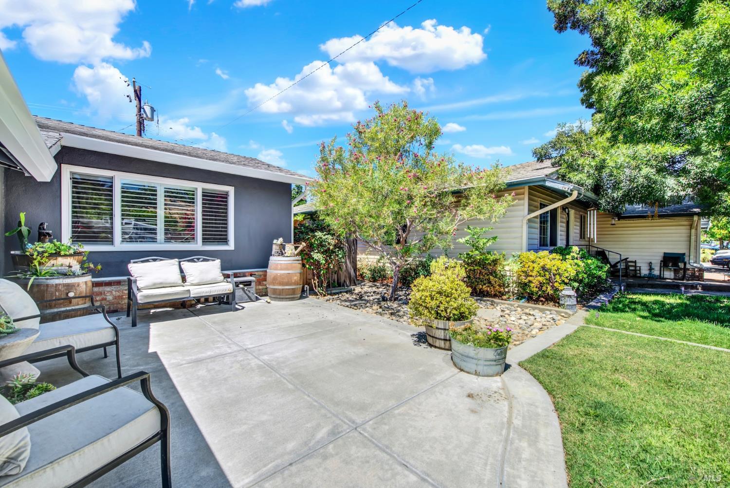 240 N West Street Vacaville CA 95688