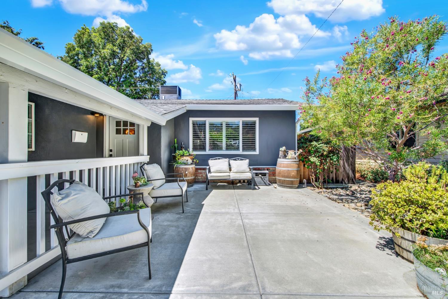 240 N West Street Vacaville CA 95688