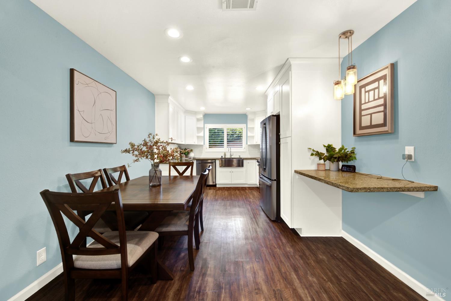 240 N West Street Vacaville CA 95688