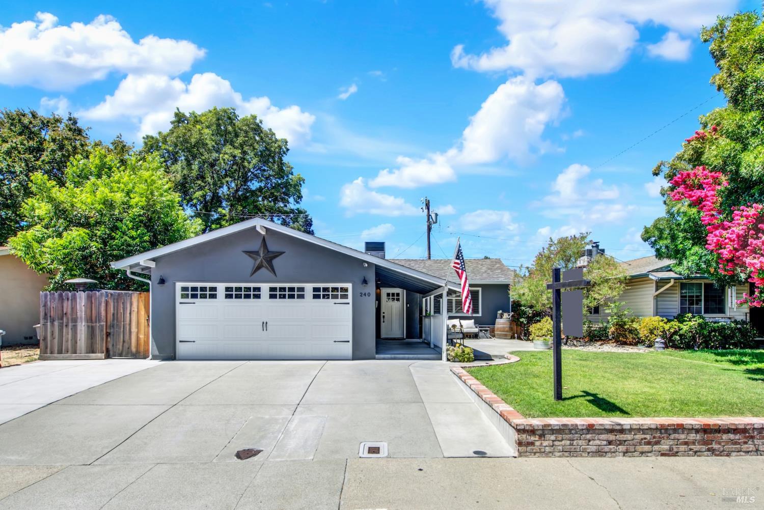 240 N West Street Vacaville CA 95688