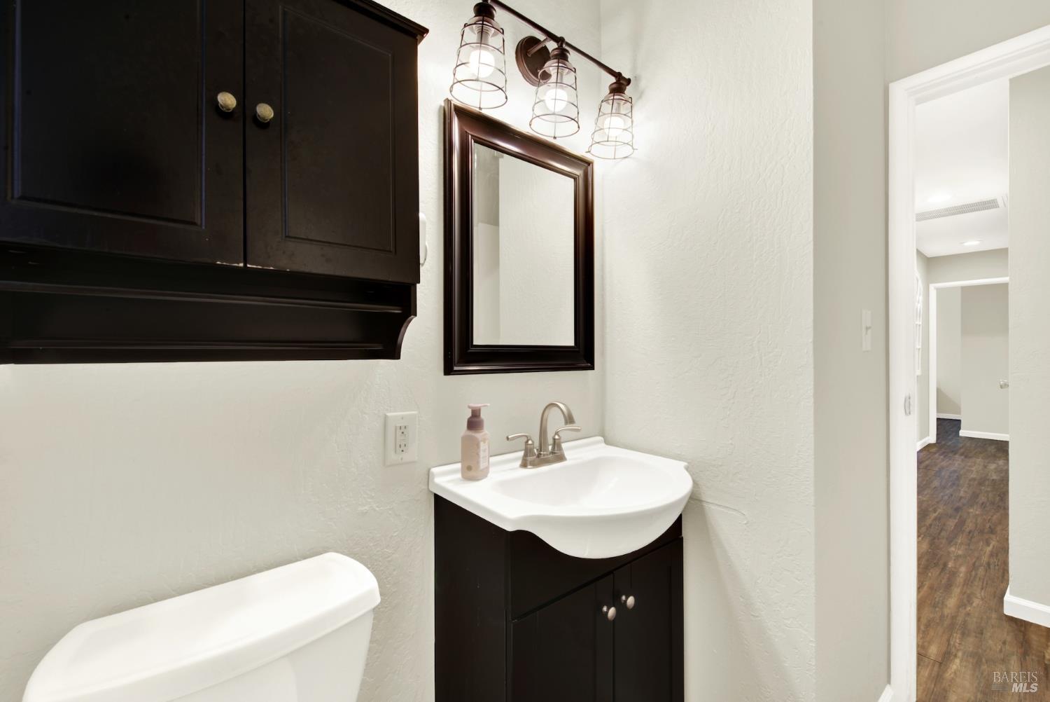 240 N West Street Vacaville CA 95688