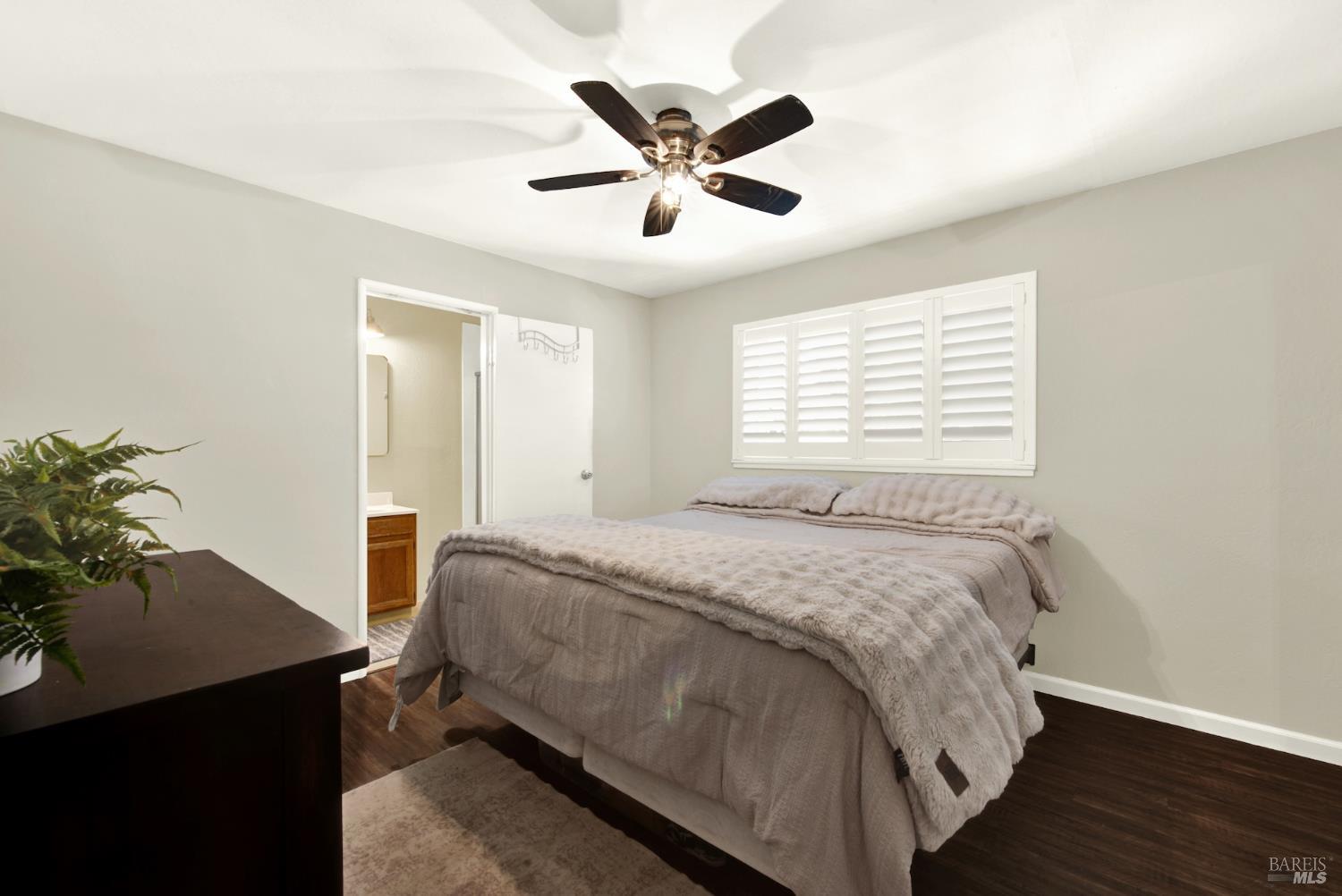 240 N West Street Vacaville CA 95688