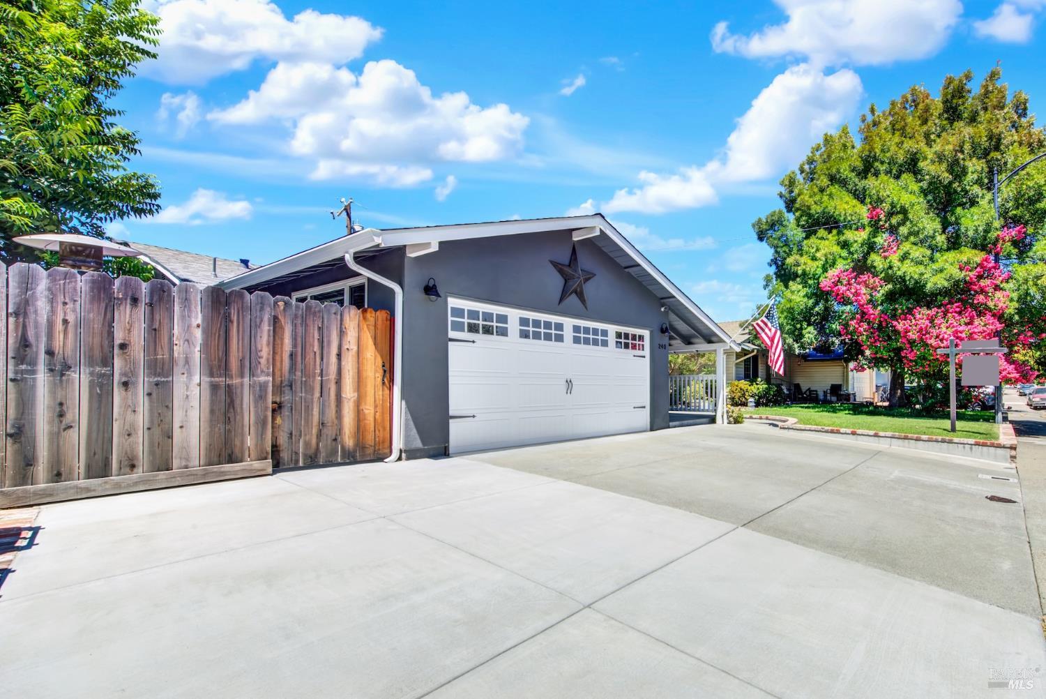 240 N West Street Vacaville CA 95688