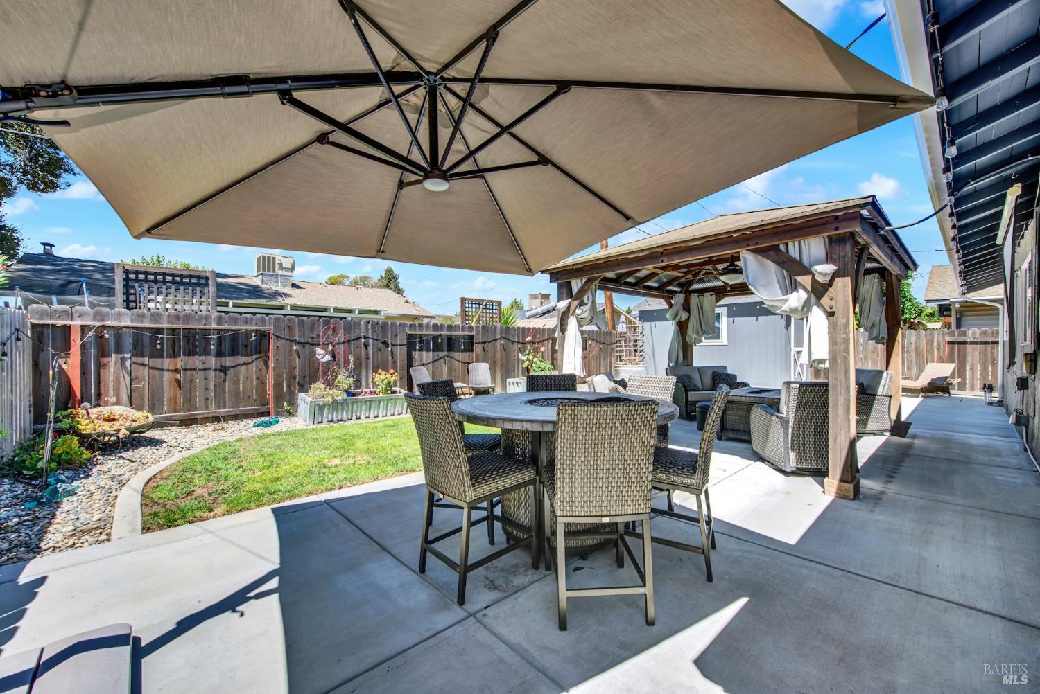 240 N West Street Vacaville CA 95688