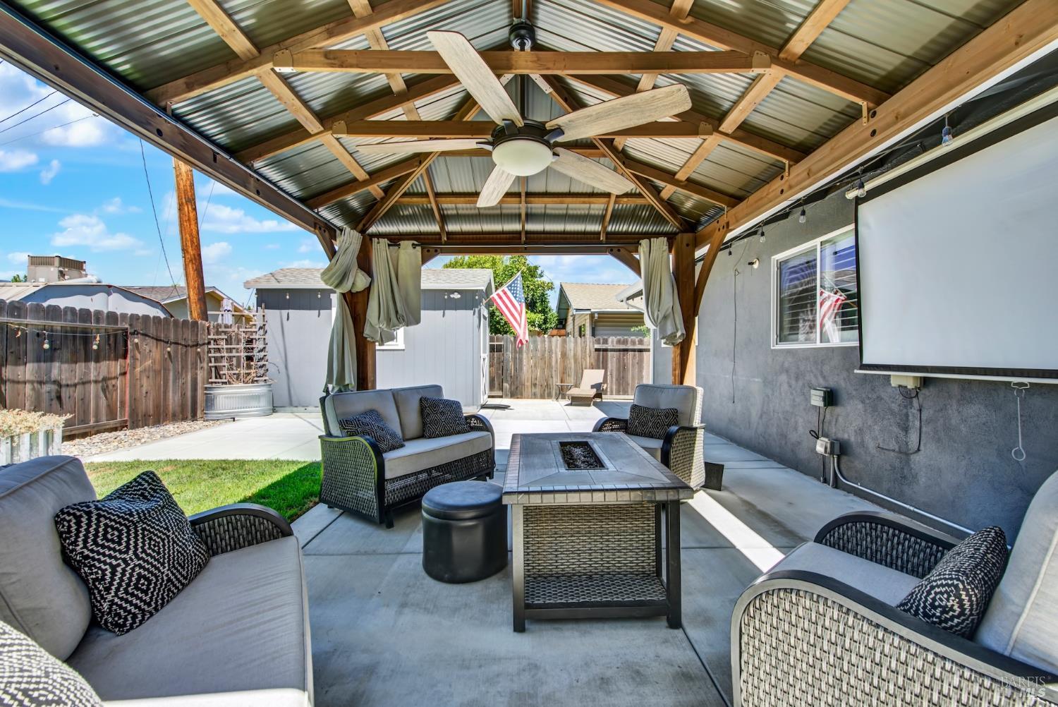 240 N West Street Vacaville CA 95688