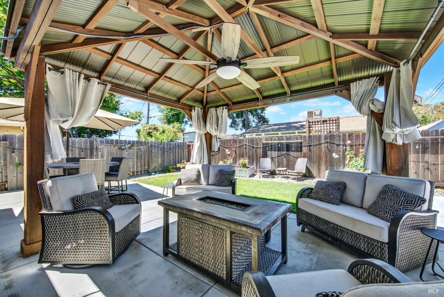 240 N West Street Vacaville CA 95688