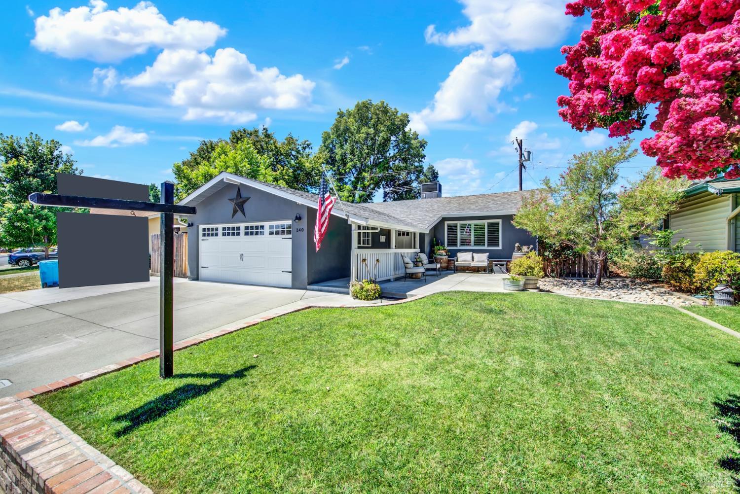 240 N West Street Vacaville CA 95688