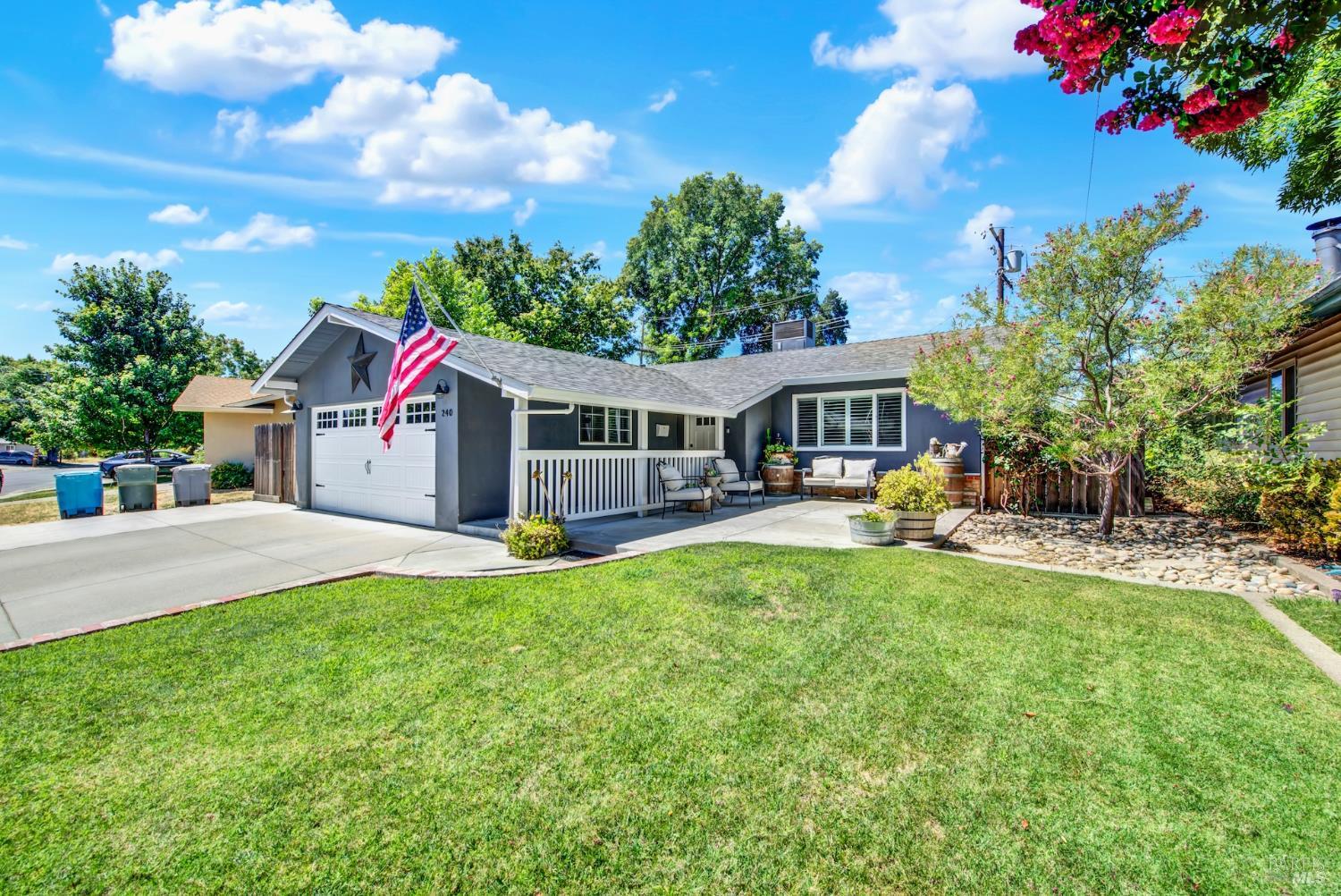 240 N West Street Vacaville CA 95688