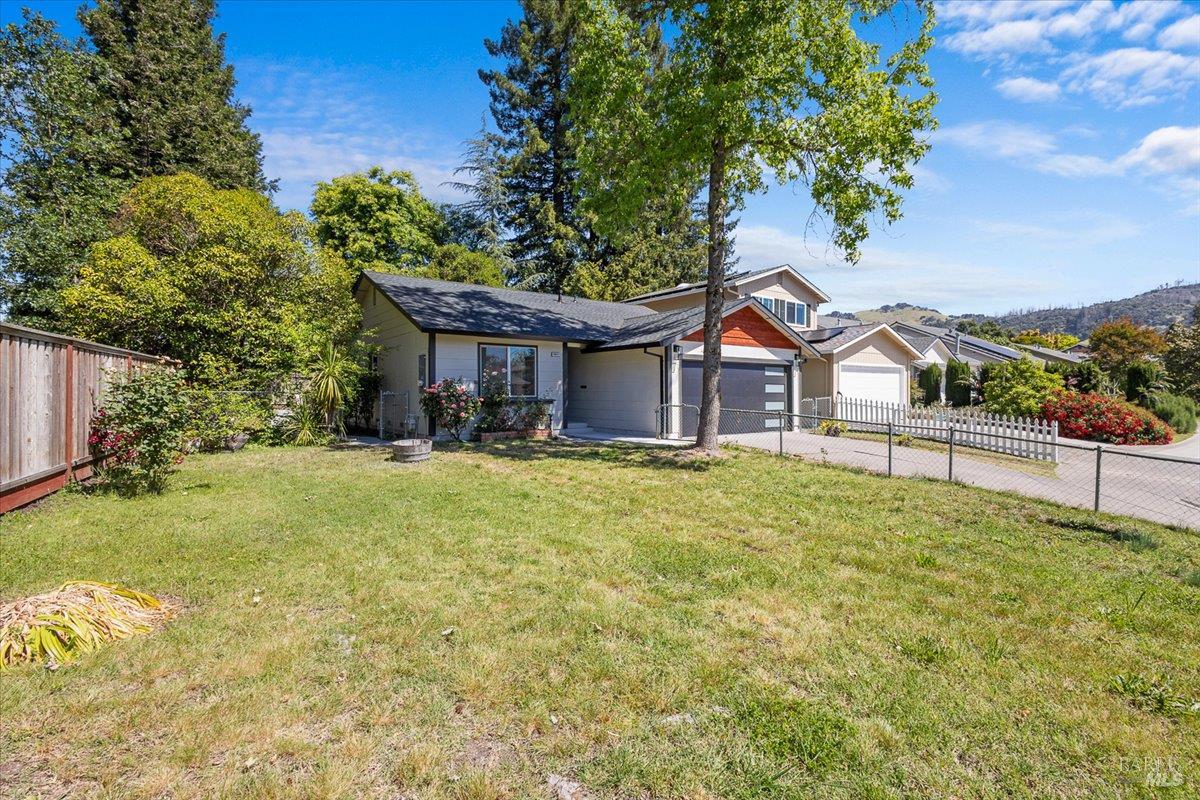 4911 Oak Park Way Santa Rosa CA 95409