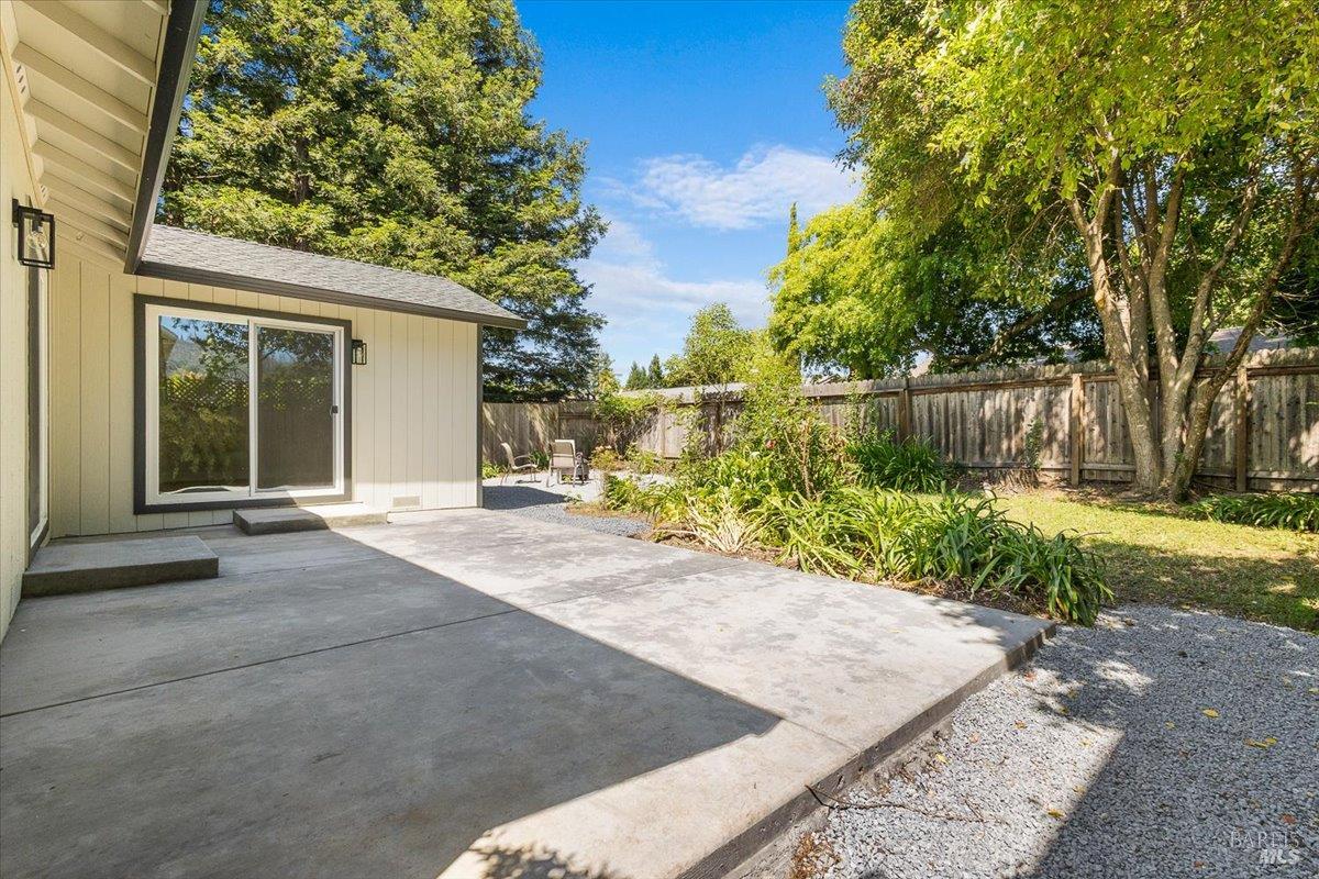 4911 Oak Park Way Santa Rosa CA 95409