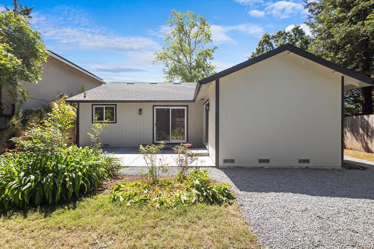 4911 Oak Park Way Santa Rosa CA 95409