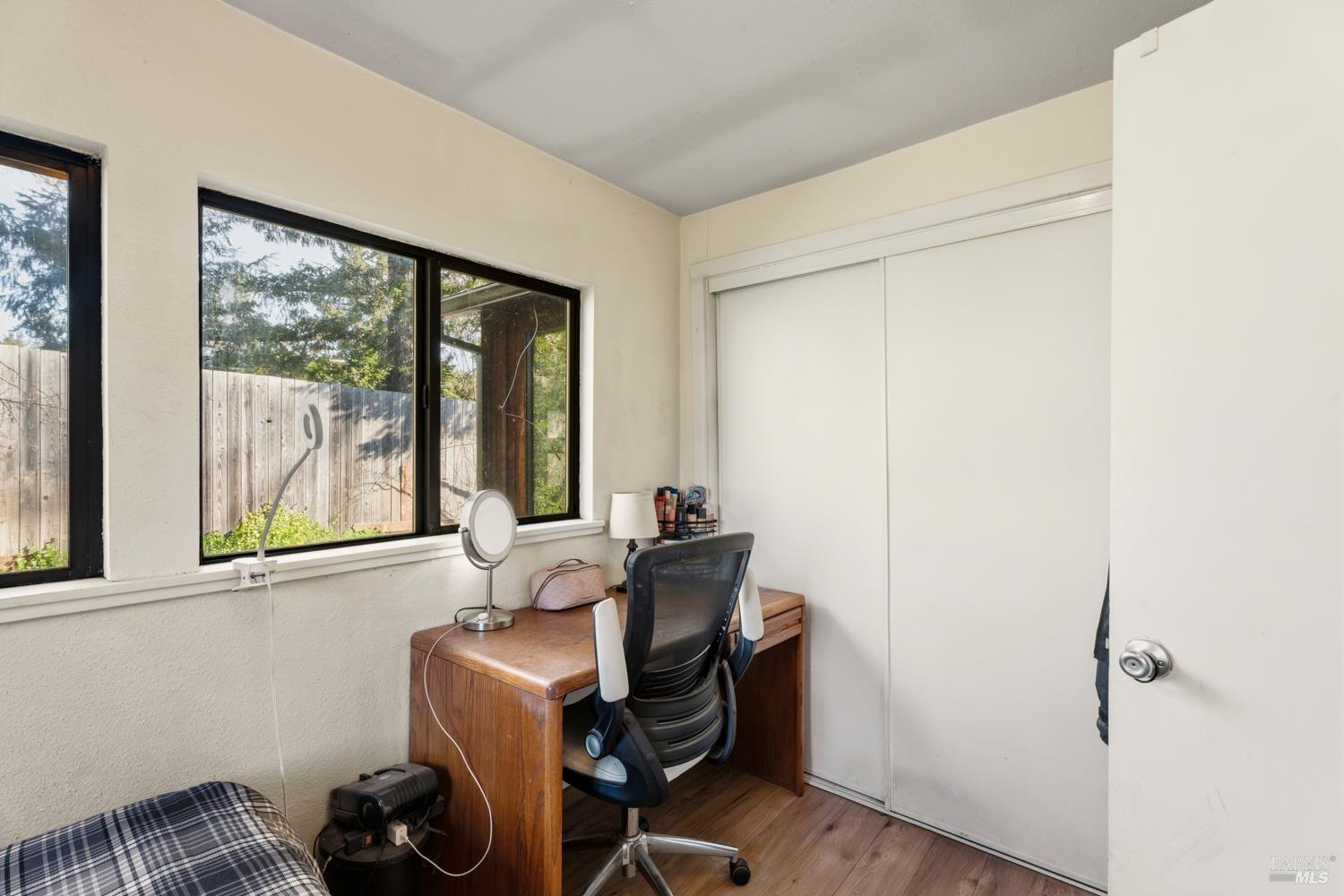 44250 Lakeview Avenue Laytonville CA 95454