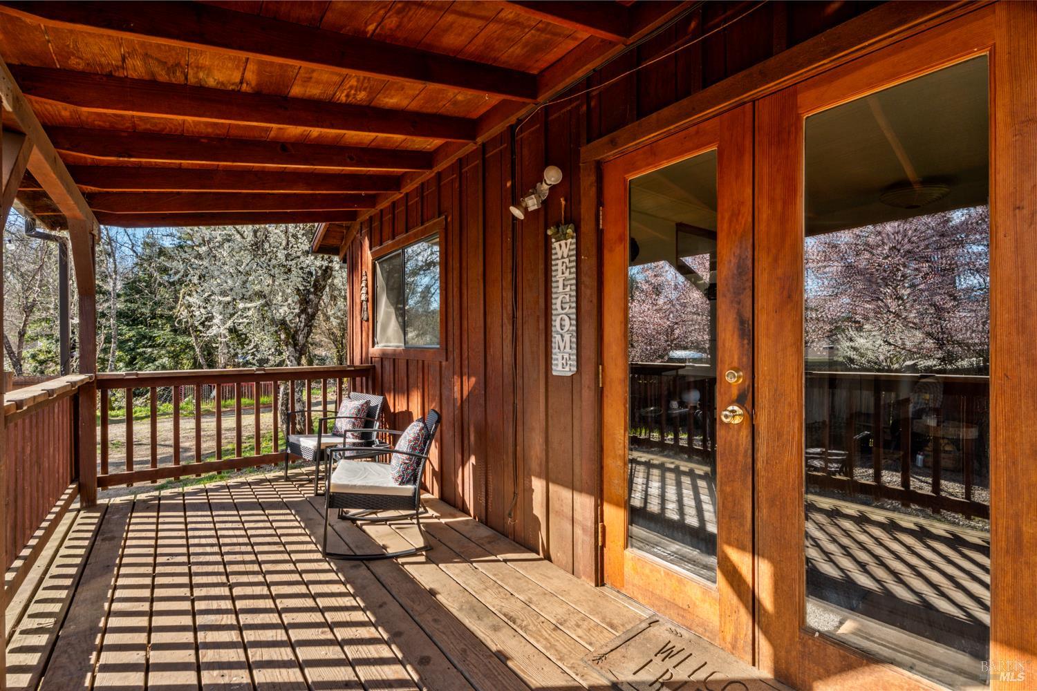 44250 Lakeview Avenue Laytonville CA 95454