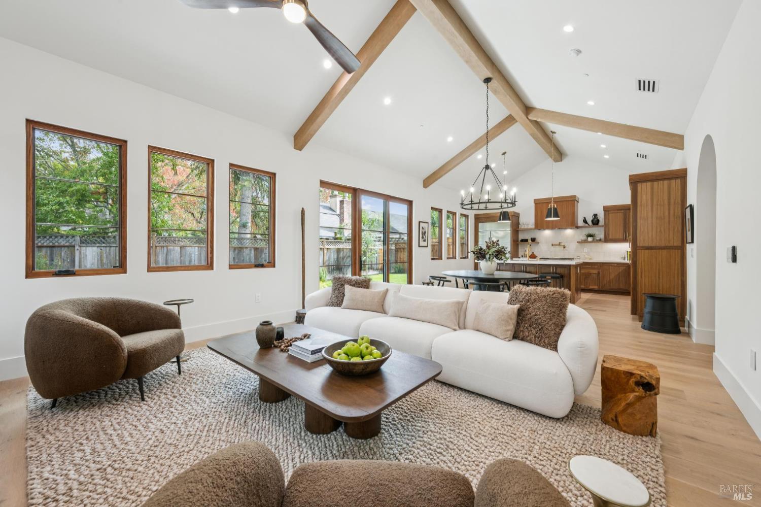 660 Oak Lane Sonoma CA 95476