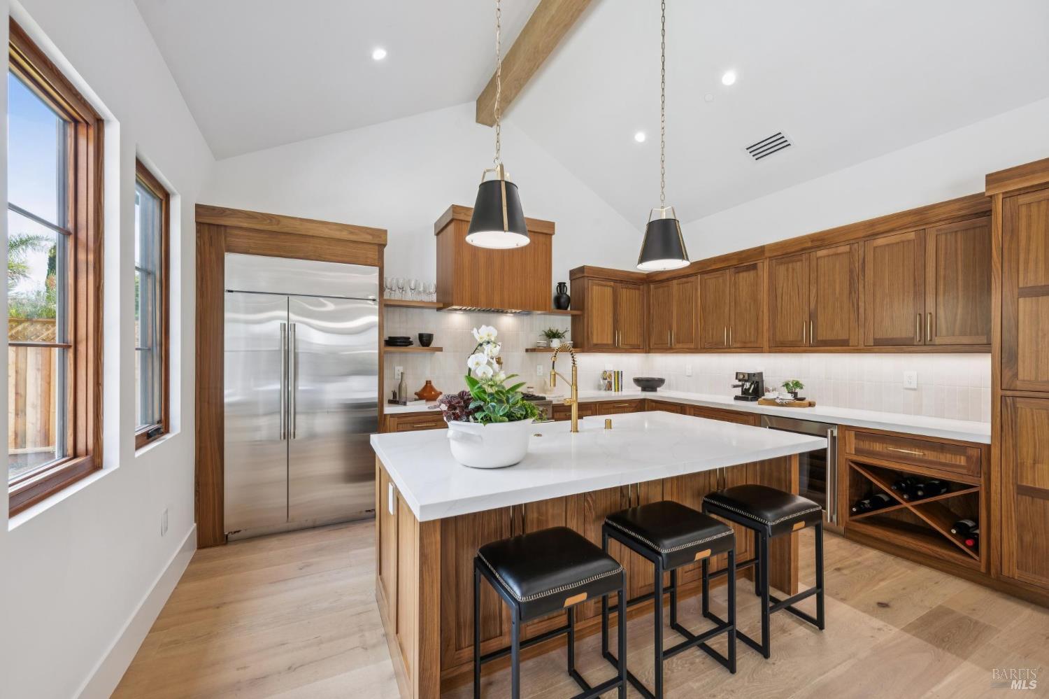 660 Oak Lane Sonoma CA 95476