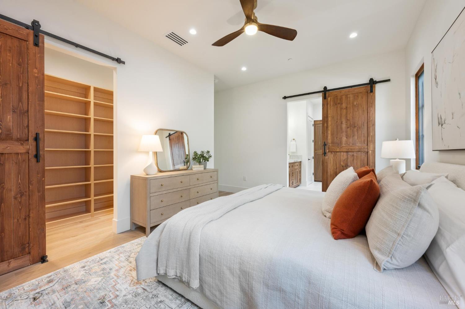 660 Oak Lane Sonoma CA 95476
