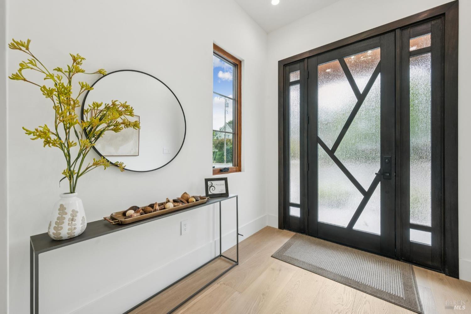 660 Oak Lane Sonoma CA 95476