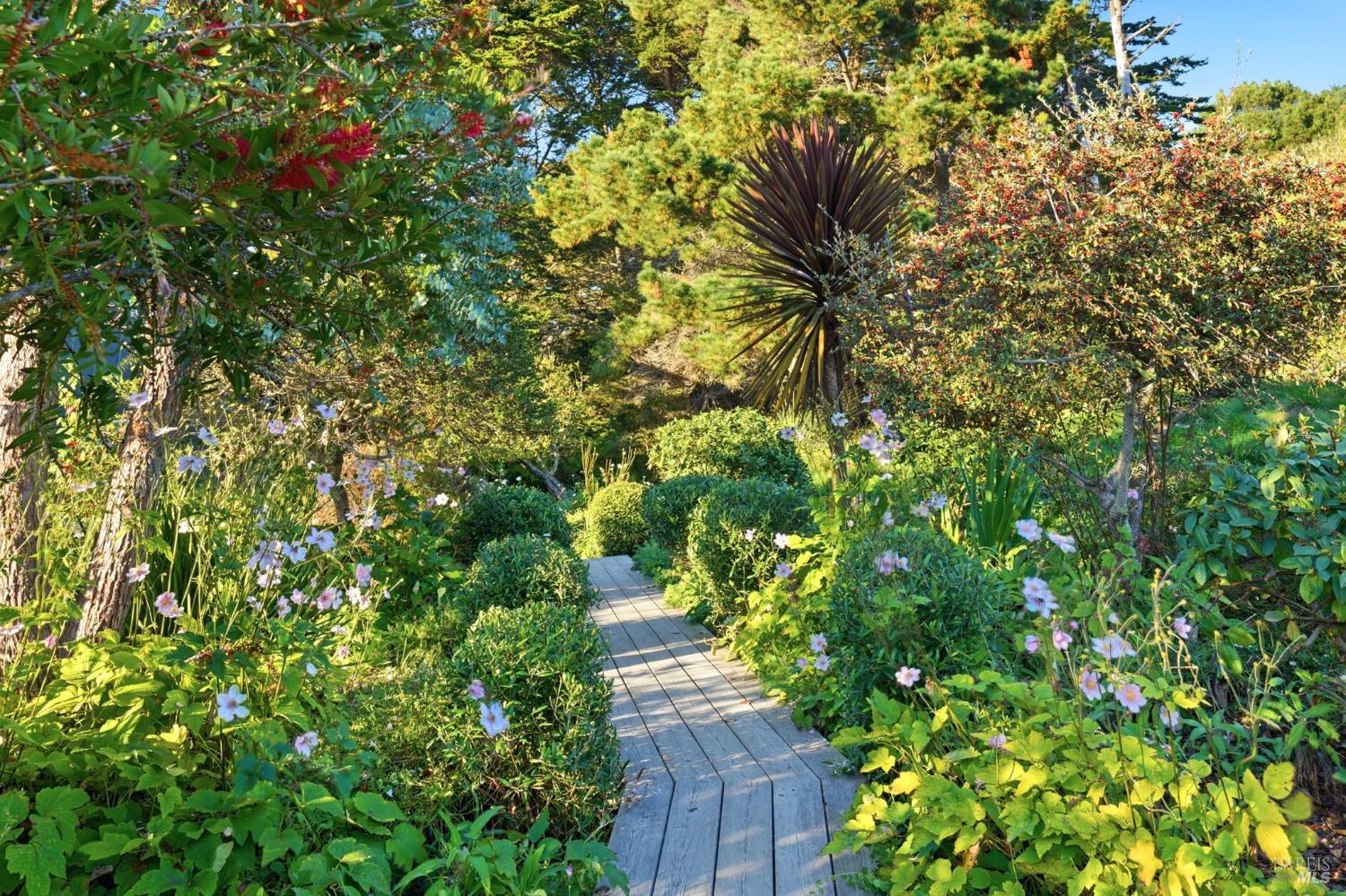 398 Ocean Parkway Bolinas CA 94924