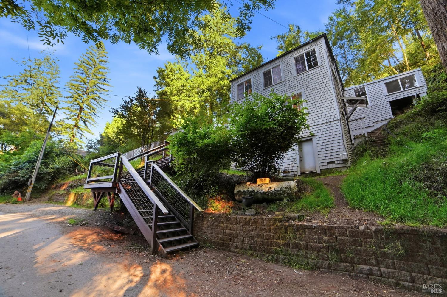 37 Grand View Avenue Camp Meeker CA 95419