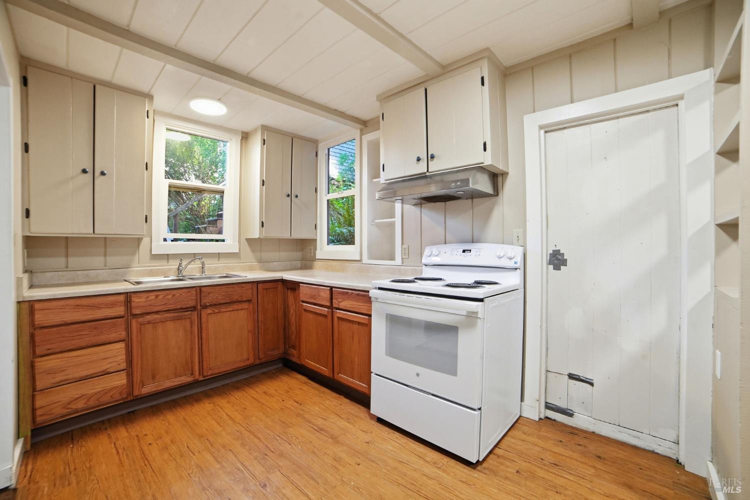 37 Grand View Avenue Camp Meeker CA 95419