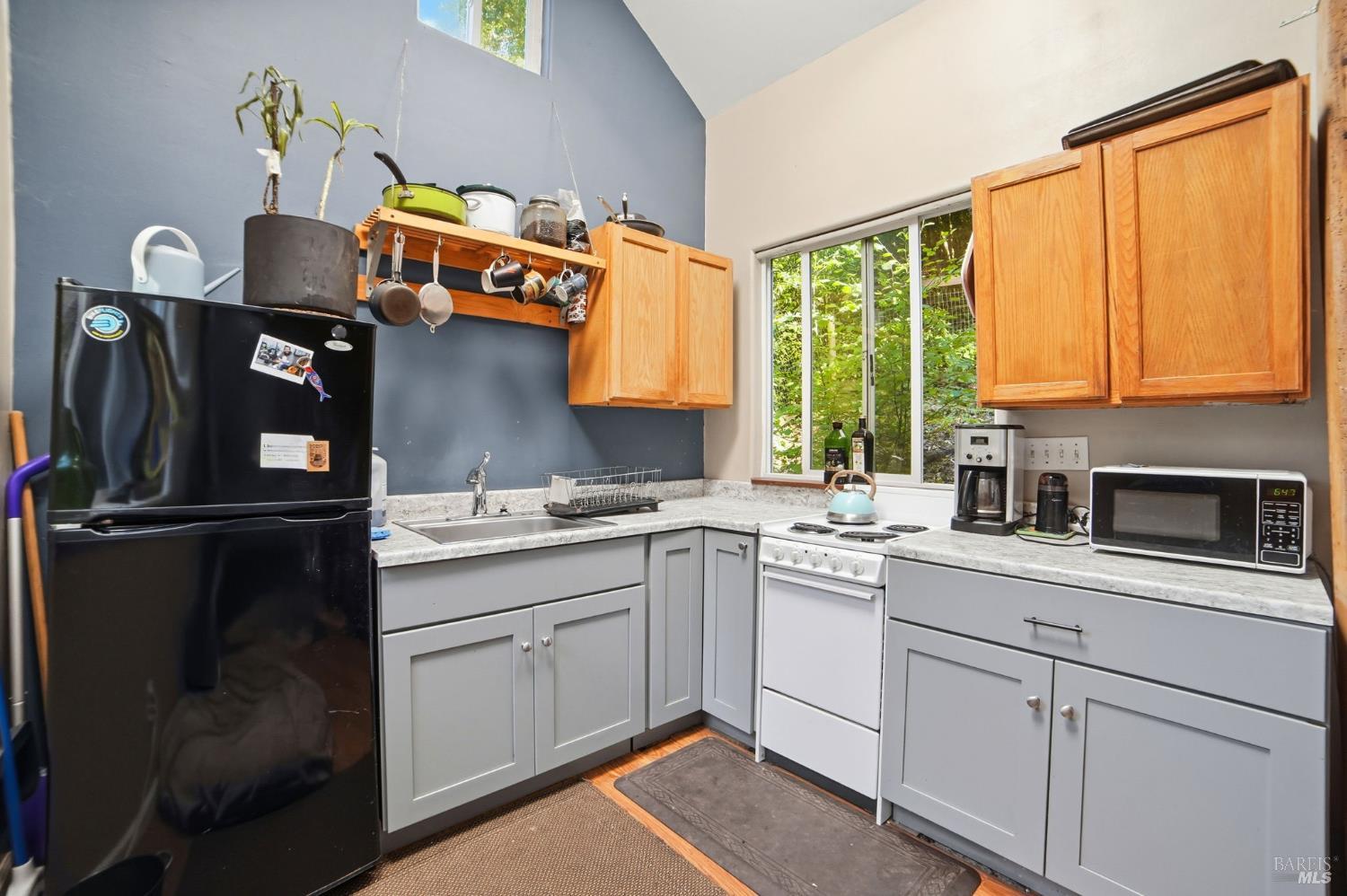 37 Grand View Avenue Camp Meeker CA 95419