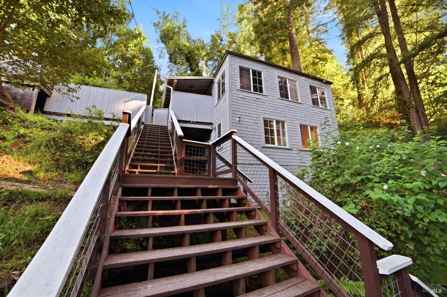 37 Grand View Avenue Camp Meeker CA 95419